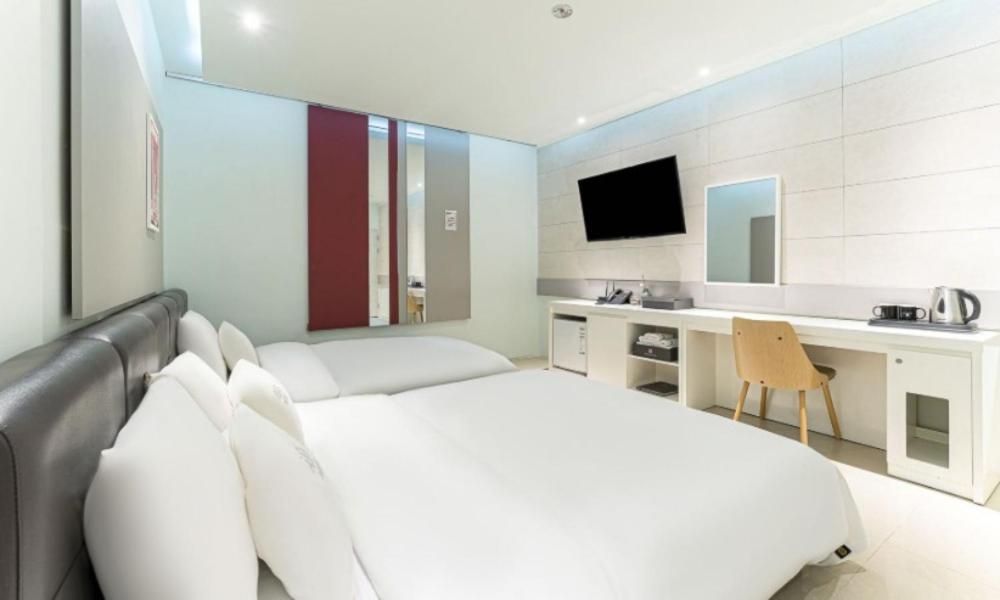 Gimpo Pentastar Hotel Extérieur photo